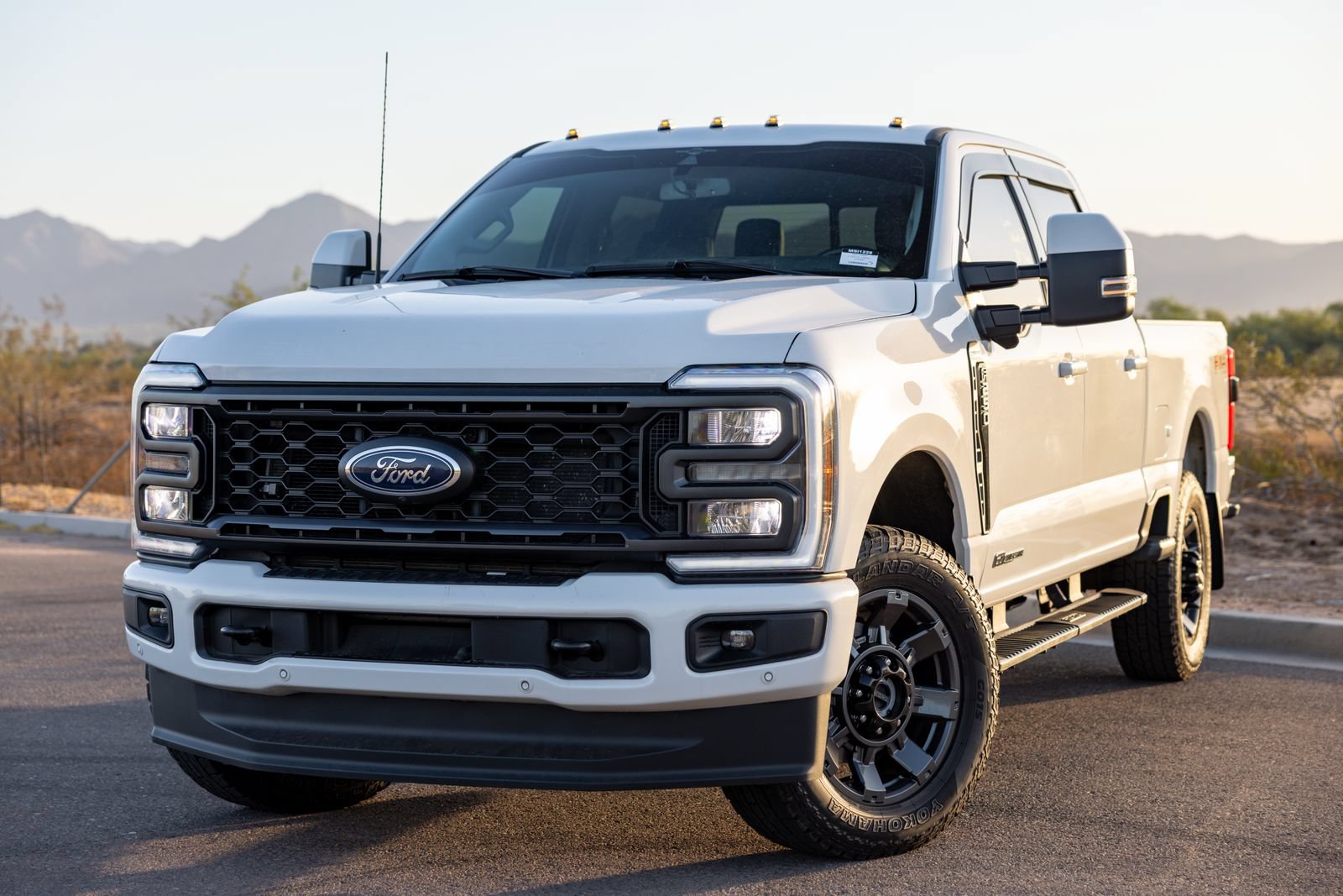 Used 2023 Ford F250 Lariat w/ Lariat Ultimate Package AWD/4WD image 1