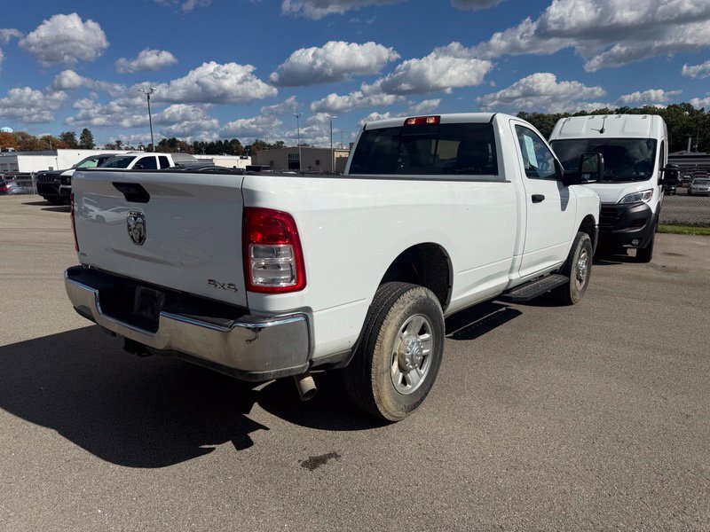 Used 2024 RAM 3500 Tradesman w/ Chrome Appearance Group AWD/4WD image 10