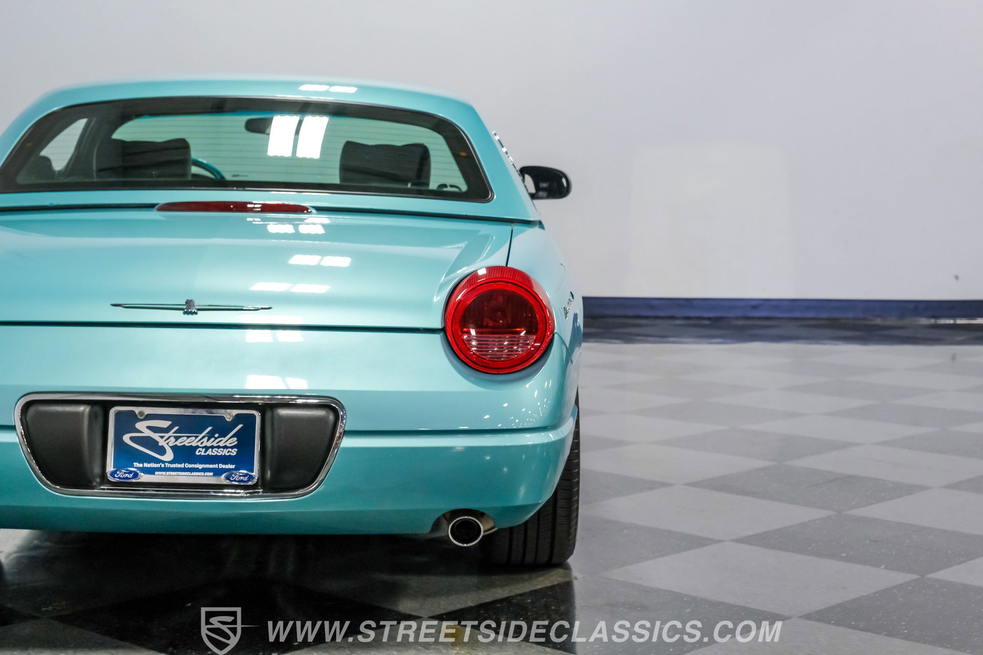 Used 2002 Ford Thunderbird RWD image 30