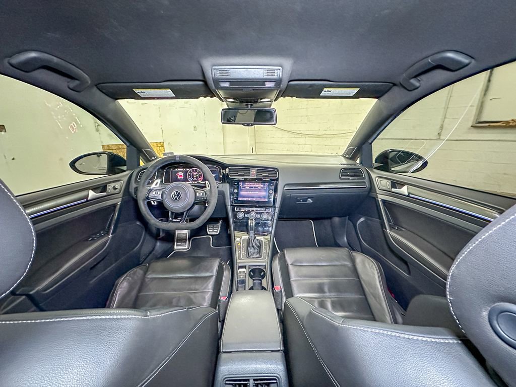 Used 2016 Volkswagen Golf 4-Door image 28