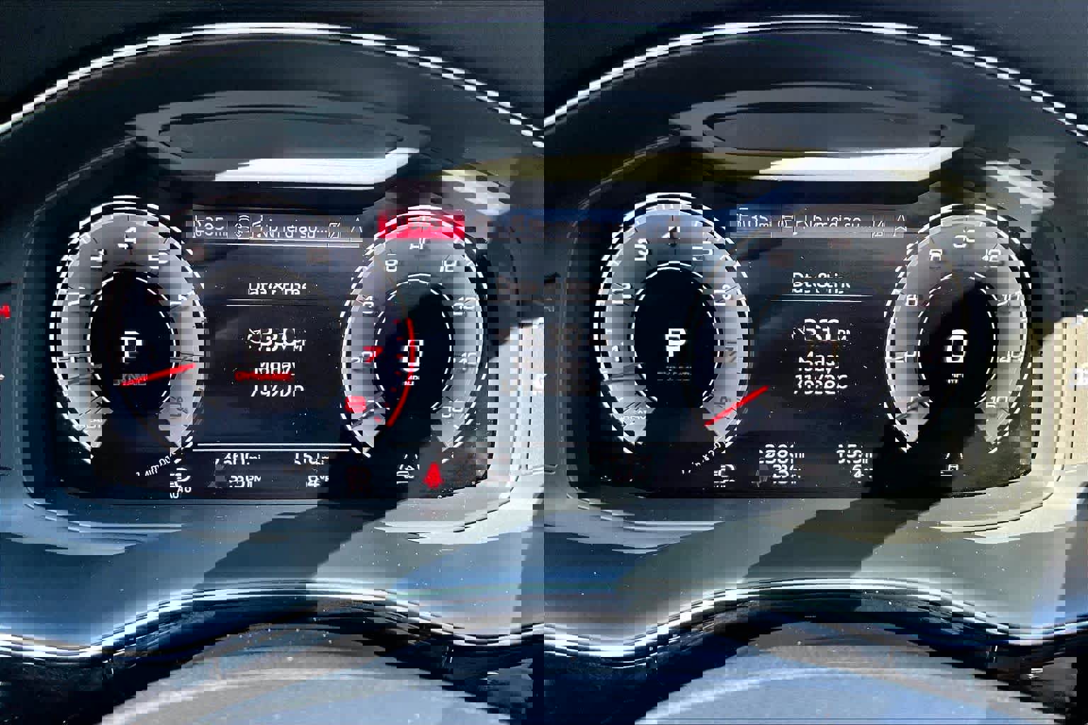 Used 2025 Audi Q8 Premium Plus image 23