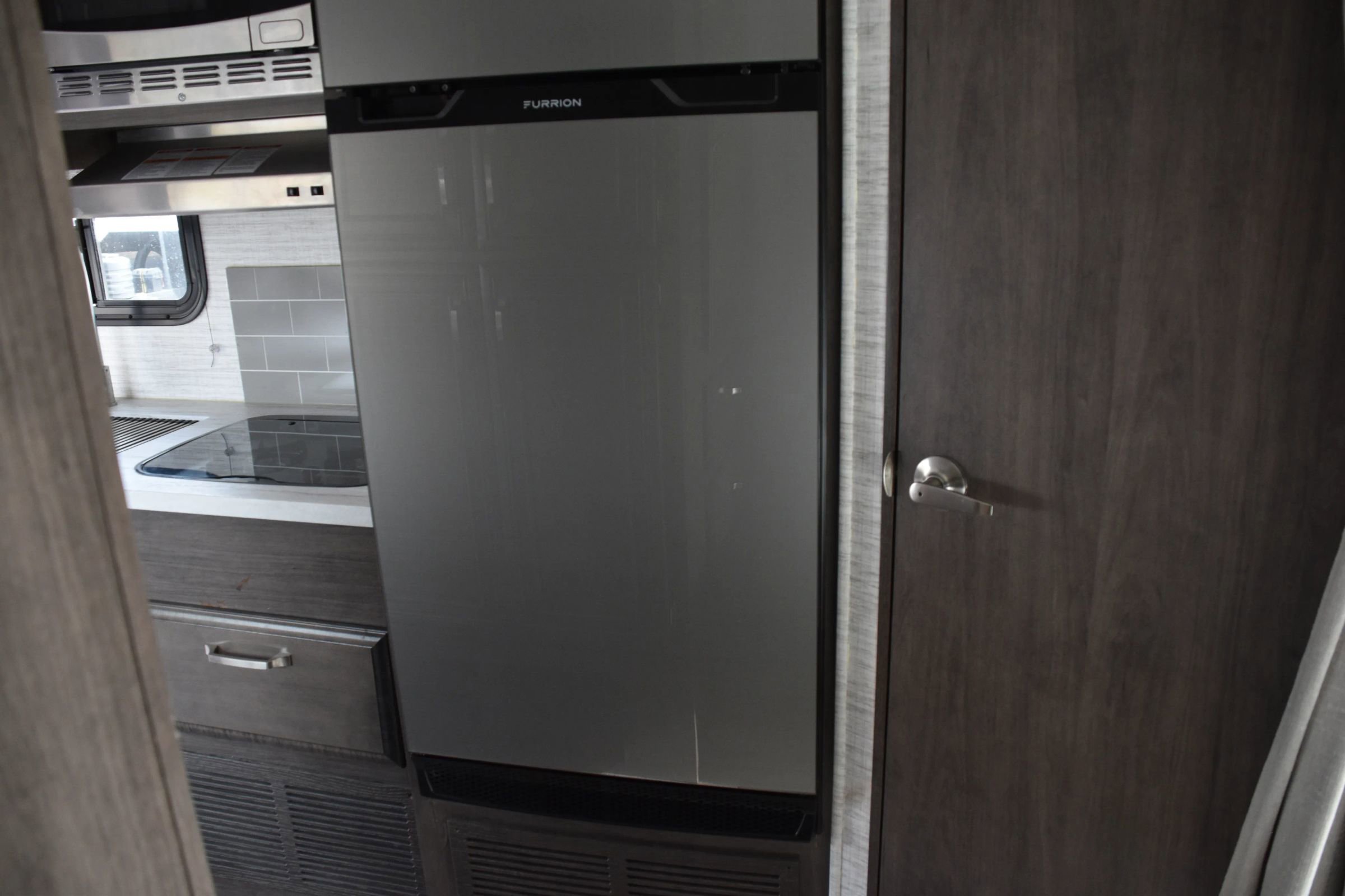 Used 2024 Ford E-450 and Econoline 450 Super Duty w/ Motorhome Prep Package RWD image 15