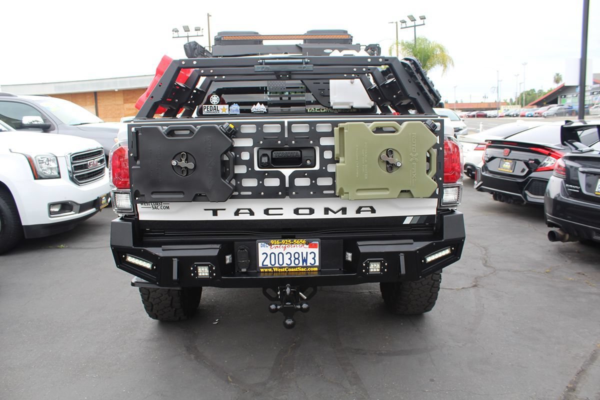 Used 2018 Toyota Tacoma TRD Pro AWD/4WD image 6