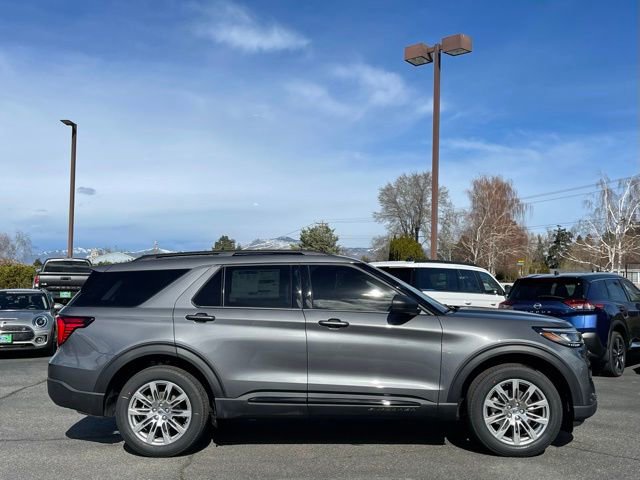 New 2026 Ford Explorer Active w/ Active Comfort Package AWD/4WD image 2