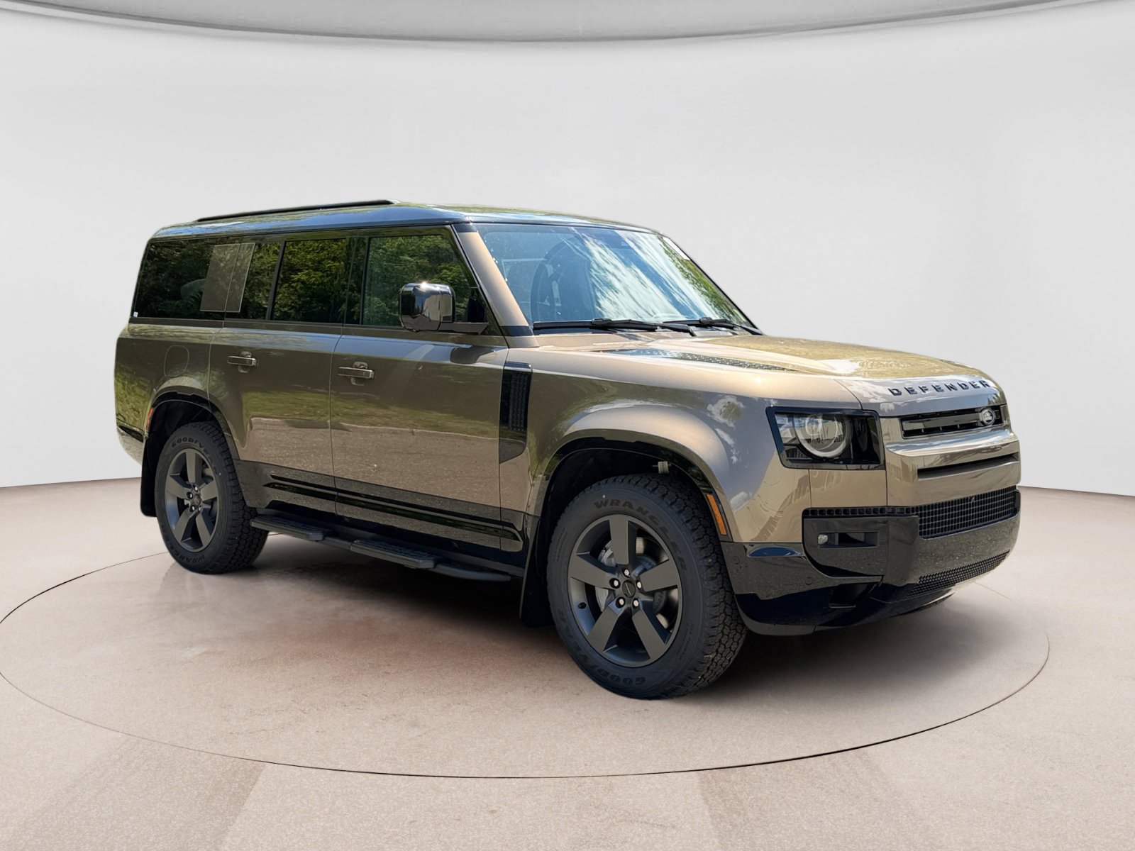 New 2026 Land Rover Defender 130 X-Dynamic SE AWD/4WD image 7