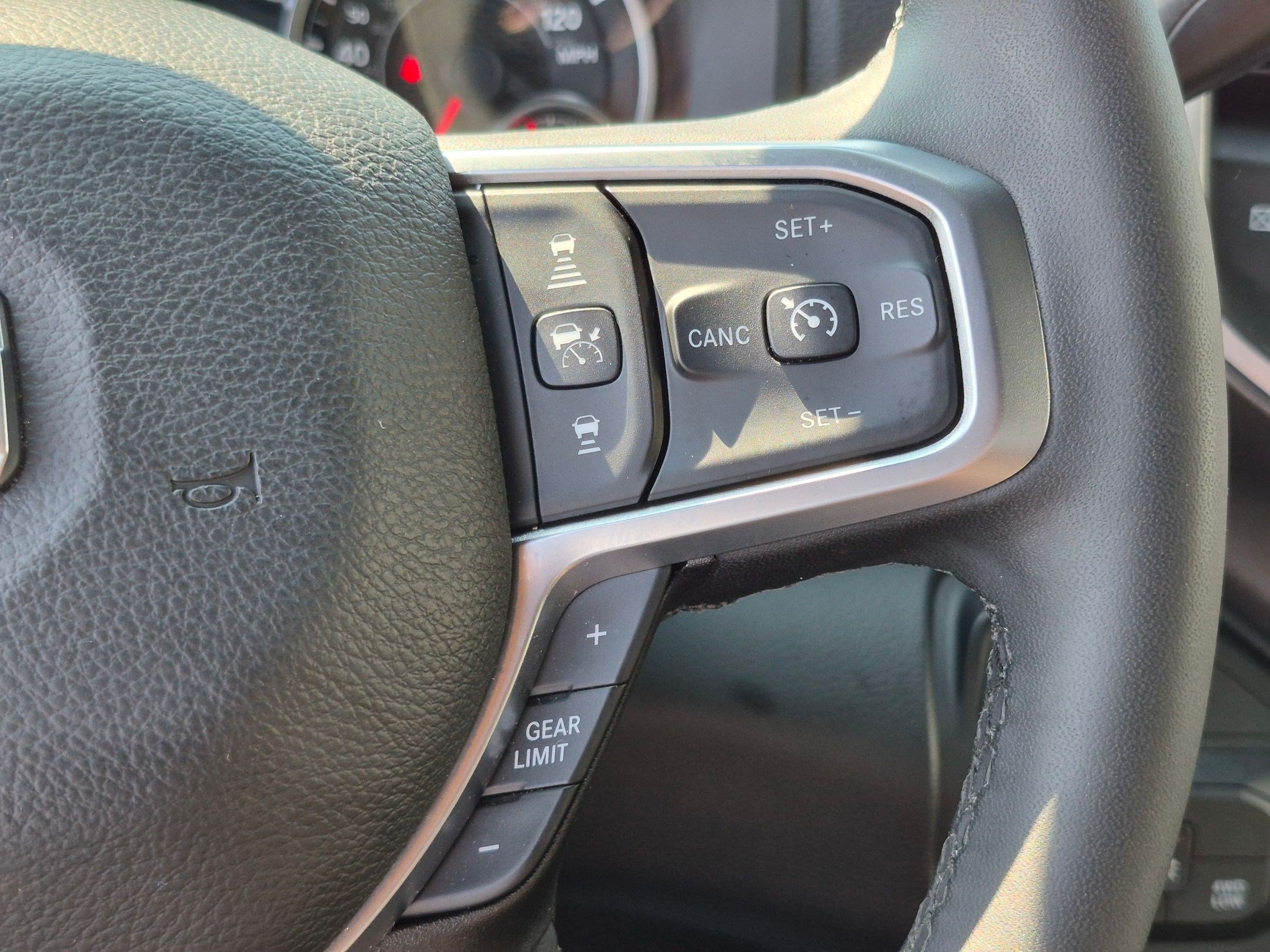 Used 2026 RAM 2500 Big Horn AWD/4WD image 15
