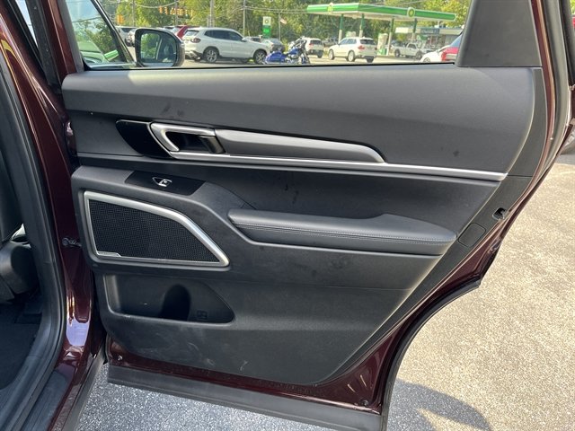 Used 2020 Kia Telluride S AWD/4WD image 34