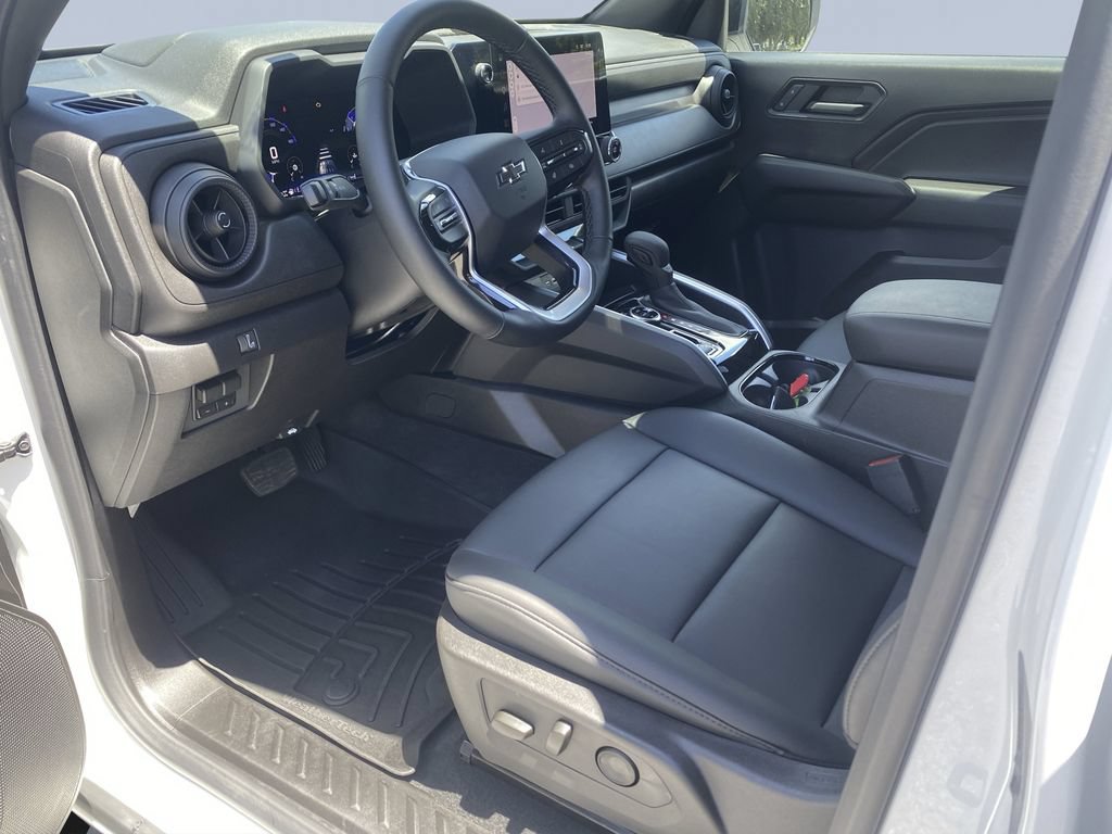 Used 2026 Chevrolet Colorado Trail Boss AWD/4WD image 10