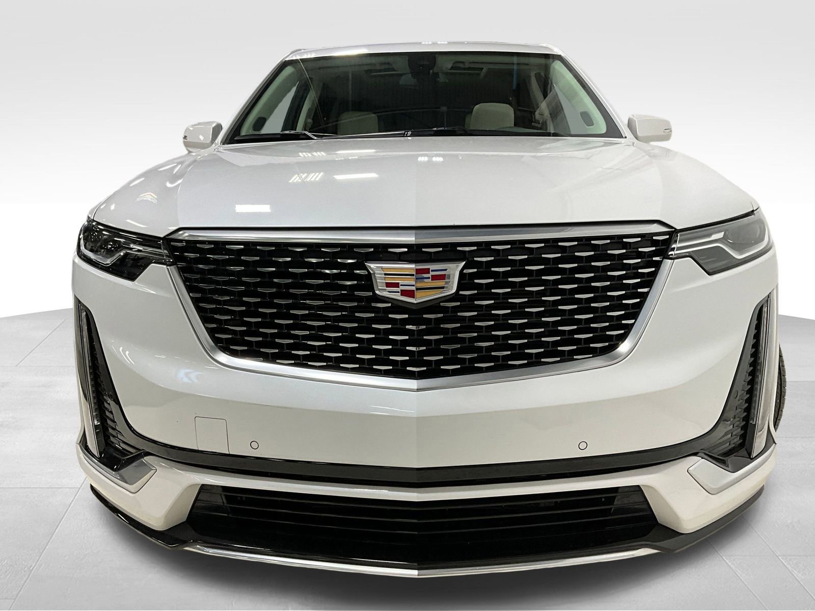 Used 2024 Cadillac XT6 Premium Luxury w/ LPO, Floor Liner Package image 2