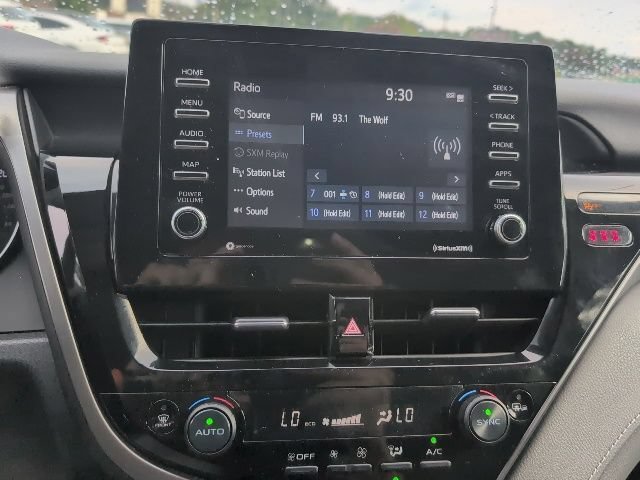 Used 2024 Toyota Camry SE FWD image 18