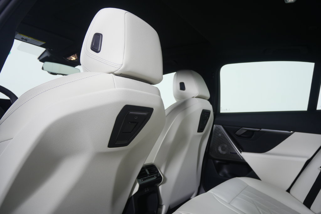 New 2027 BMW 530i w/ M Sport Package RWD image 16