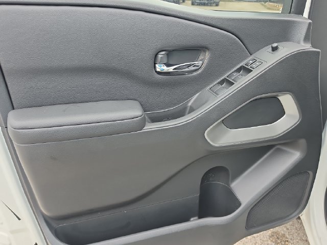 New 2026 Nissan Frontier SV w/ SV Convenience Package RWD image 17