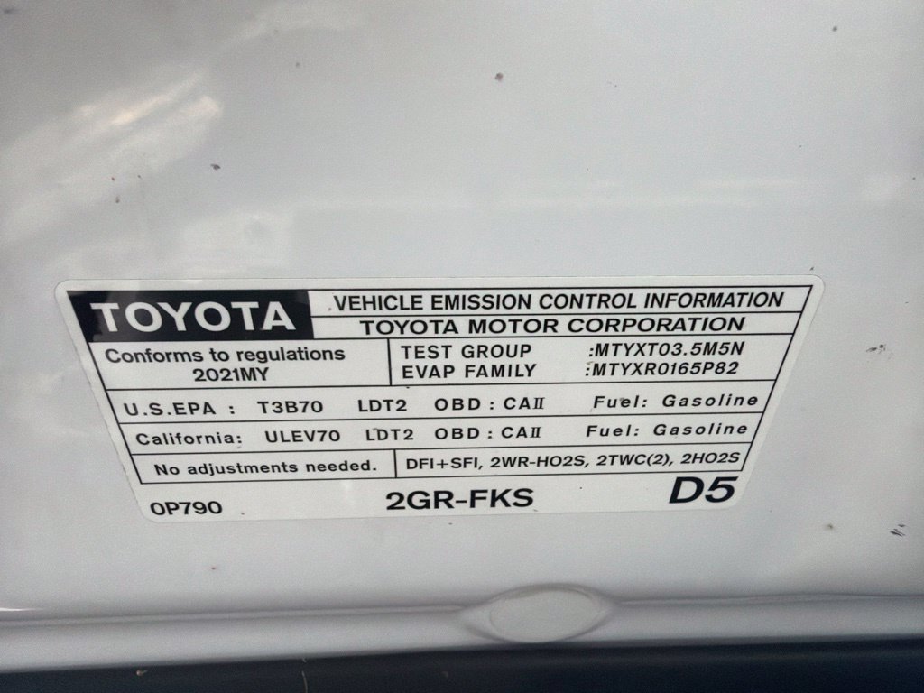 Certified 2021 Toyota Tacoma TRD Off-Road w/ Technology Package AWD/4WD image 36