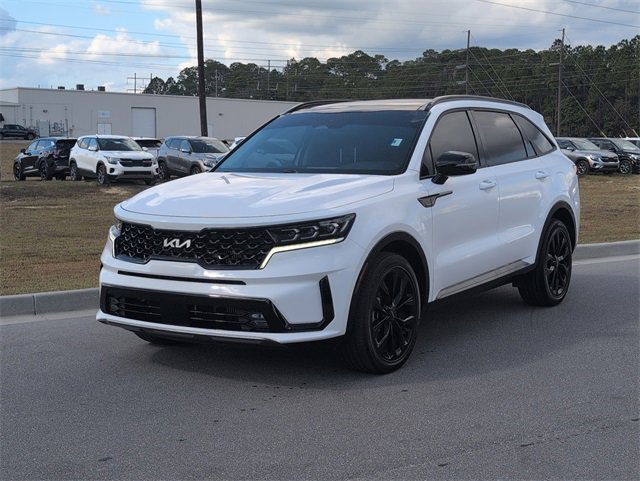 Used 2023 Kia Sorento SX