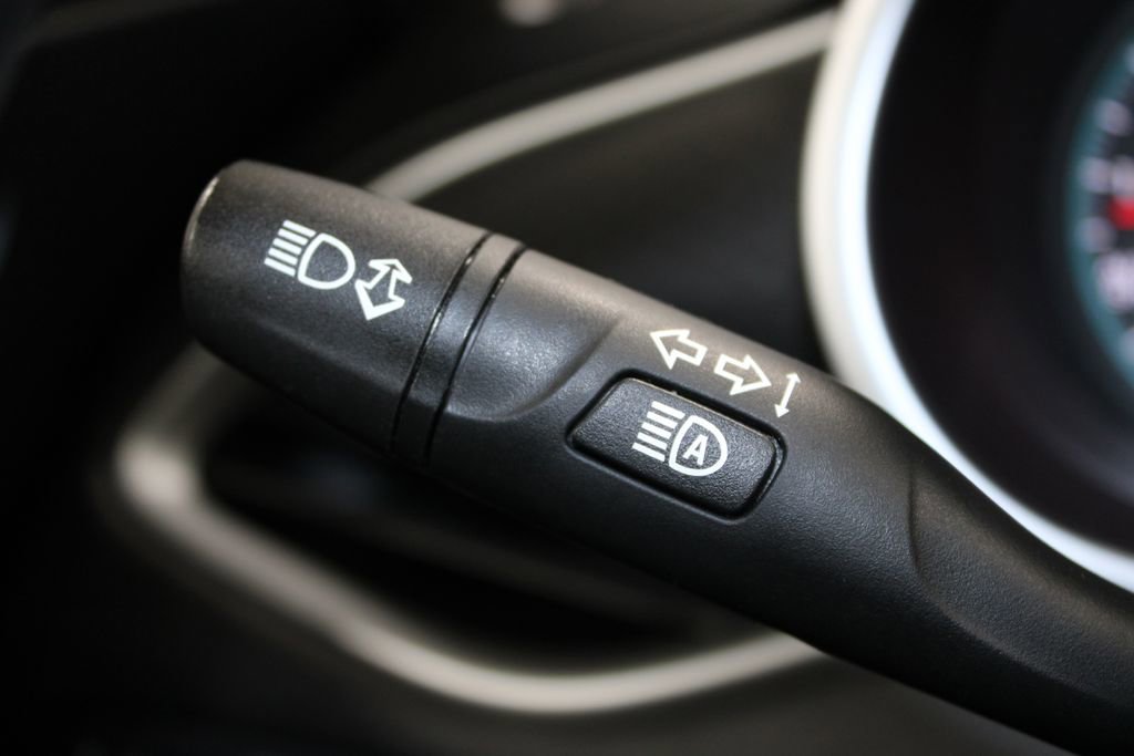 Used 2024 Chevrolet Malibu LT image 35