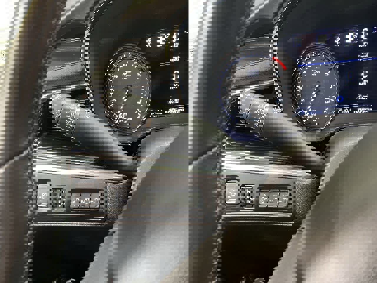 Used 2020 Cadillac XT6 Premium Luxury w/ Platinum Package image 25