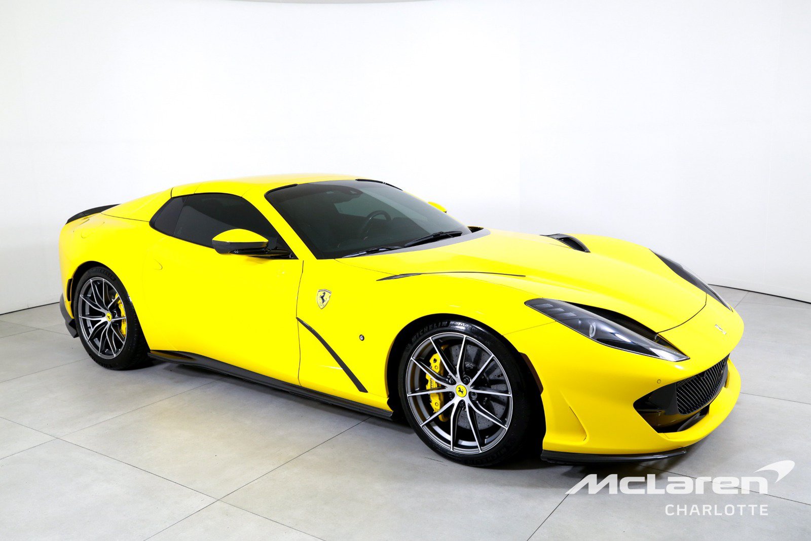 Used 2023 Ferrari 812 GTS RWD image 3