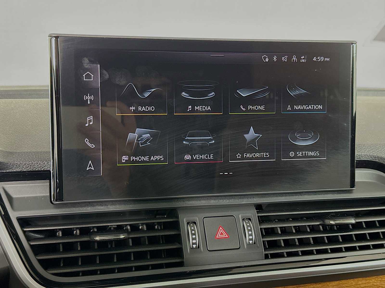 Used 2024 Audi Q5 2.0T Premium image 13