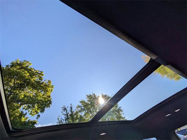 New 2026 Chevrolet Traverse RS image 22