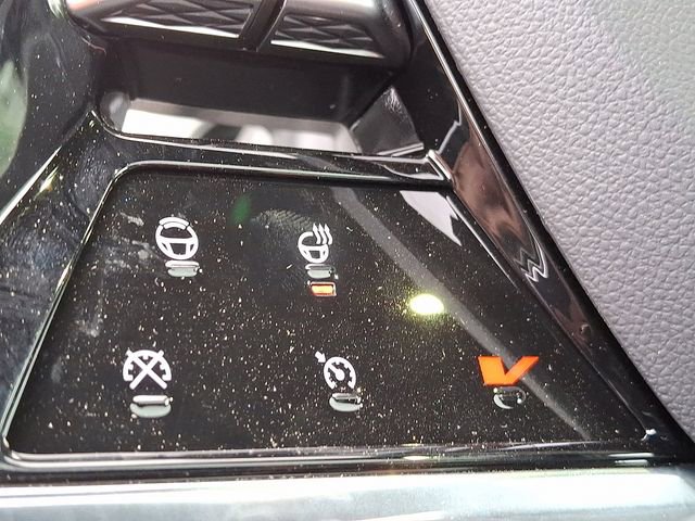 New 2026 Cadillac Vistiq Luxury w/ LPO, Floor Liner Package image 15