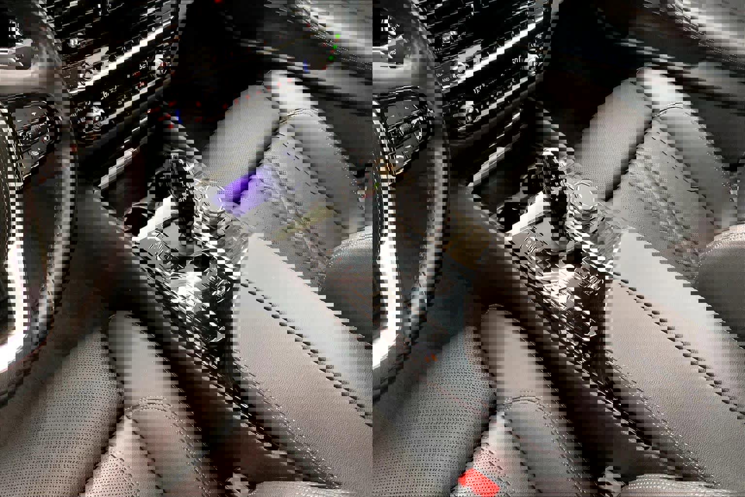 Used 2021 BMW 530e w/ Premium Package image 26