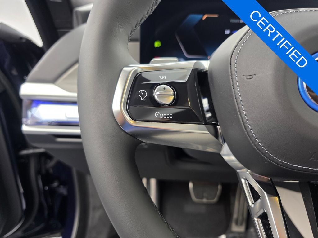 Used 2023 BMW i7 xDrive60 AWD/4WD image 19