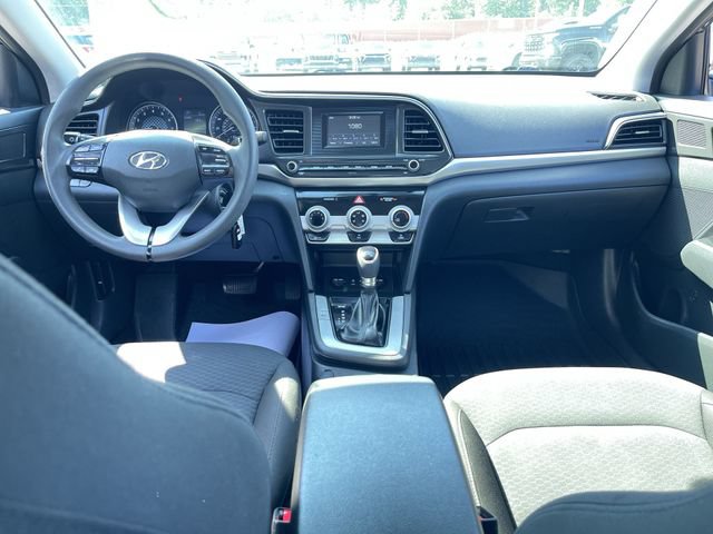 Used 2019 Hyundai Elantra SE w/ Cargo Package FWD image 18