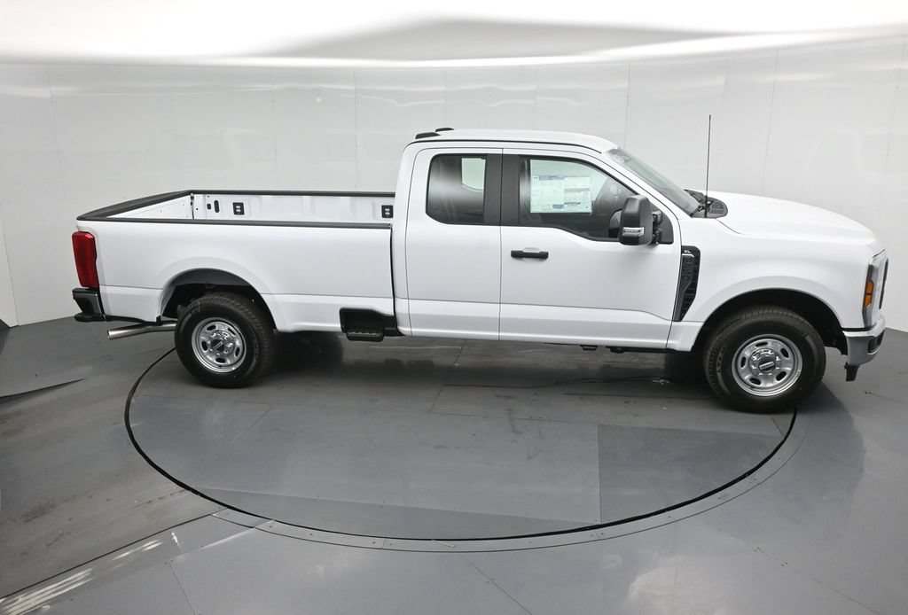 New 2026 Ford F250 XL w/ XL Chrome Package RWD image 47
