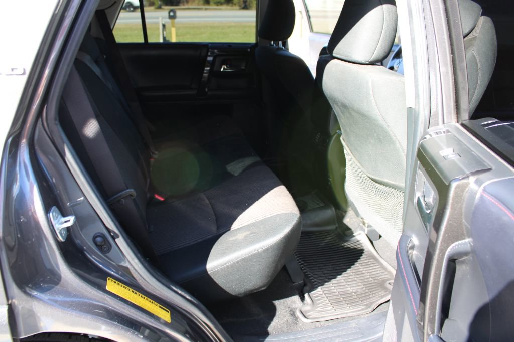 Used 2019 Toyota 4Runner TRD Off-Road image 13