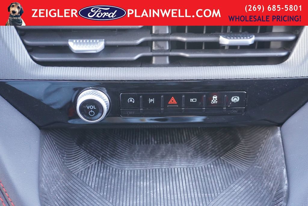 Used 2026 Ford Explorer ST-Line image 24