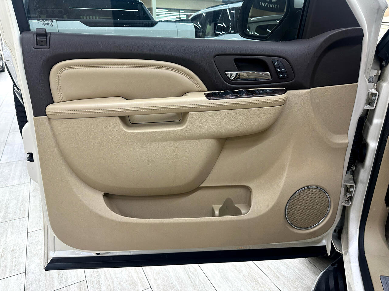 Used 2012 GMC Yukon Denali image 17