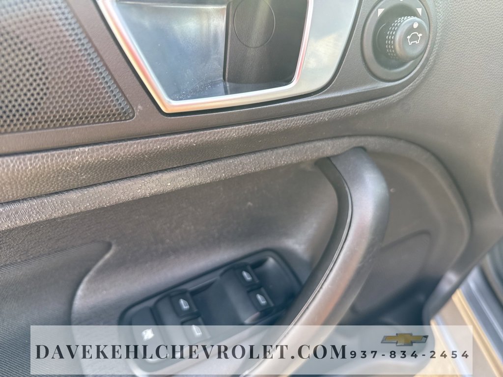 Used 2014 Ford Fiesta SE w/ Equipment Group 201B image 9