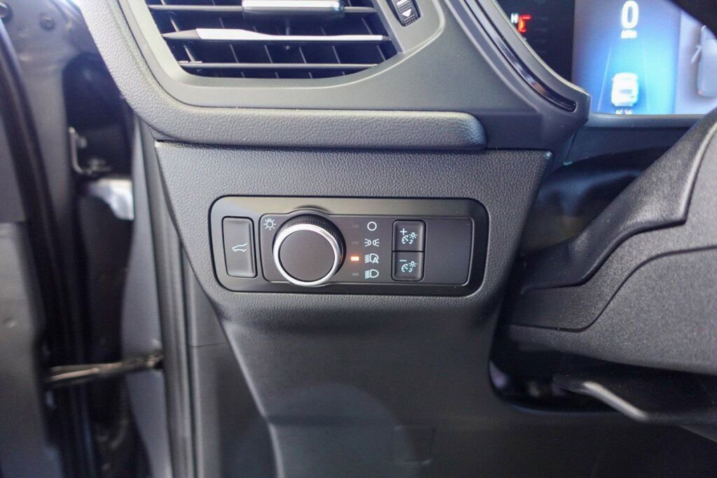 Used 2023 Ford Escape ST-Line image 13