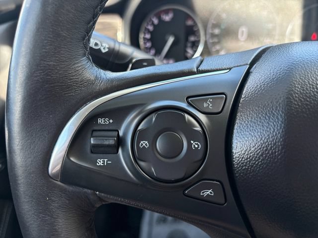 Used 2017 Buick LaCrosse Essence FWD image 23