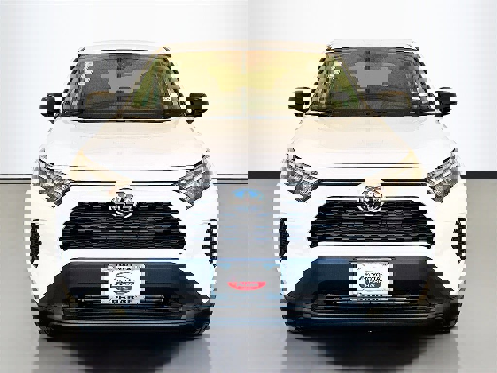 New 2025 Toyota RAV4 LE image 2