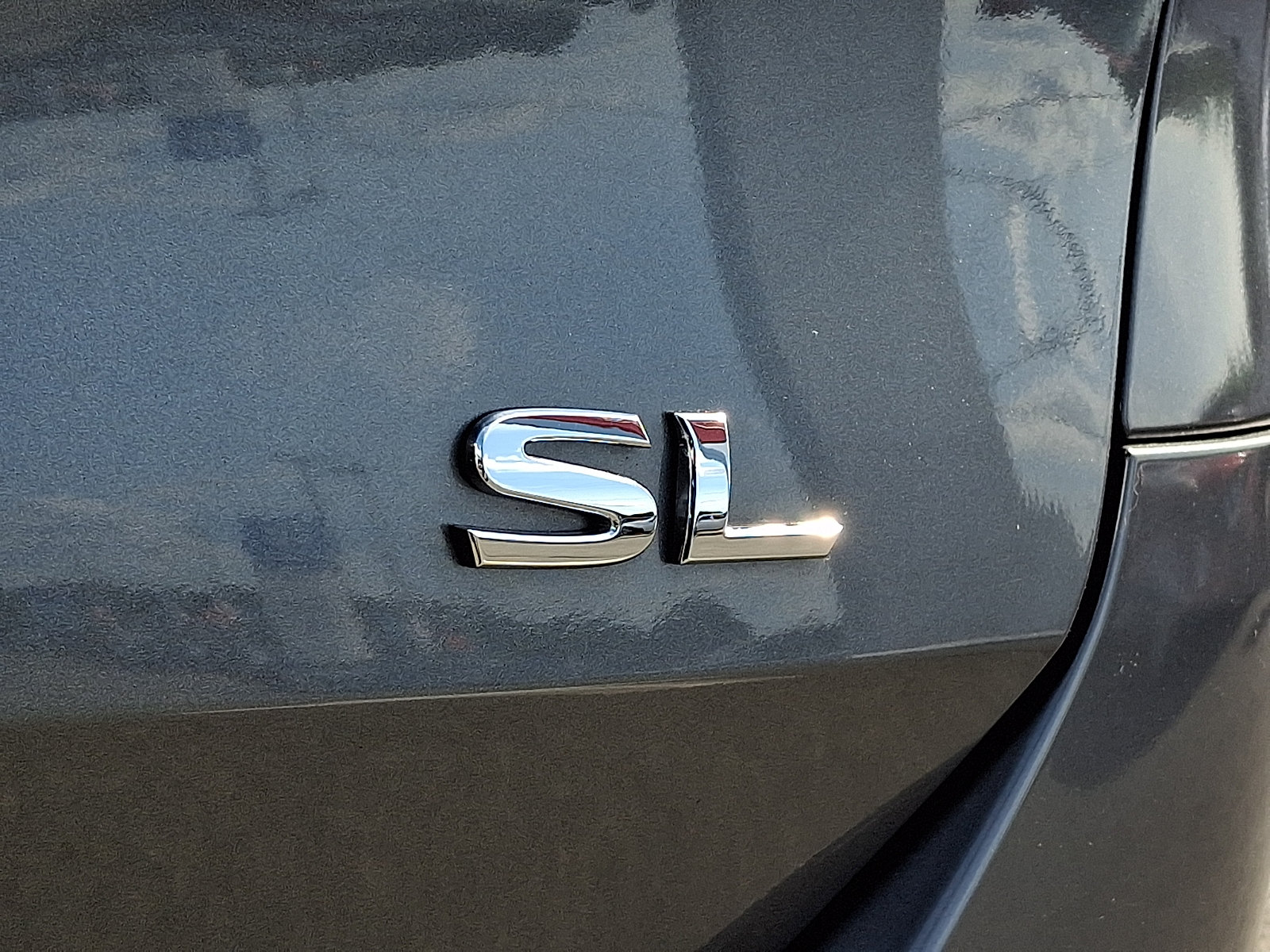 Used 2015 Nissan Rogue SL w/ SL Premium Package FWD image 35