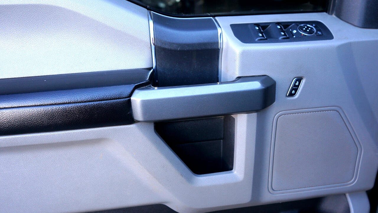 Used 2016 Ford F150 XLT image 15