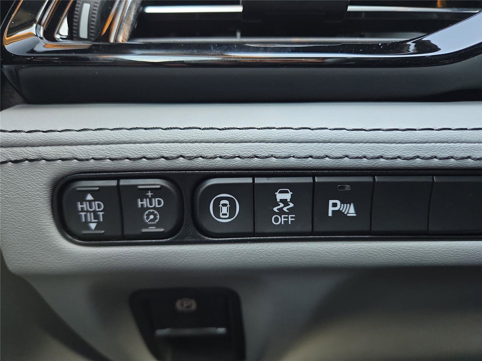 New 2026 Acura MDX SH-AWD w/ Advance Package image 14