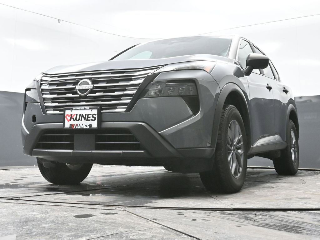 Used 2024 Nissan Rogue S image 50