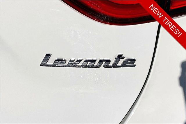 Used 2019 Maserati Levante image 32