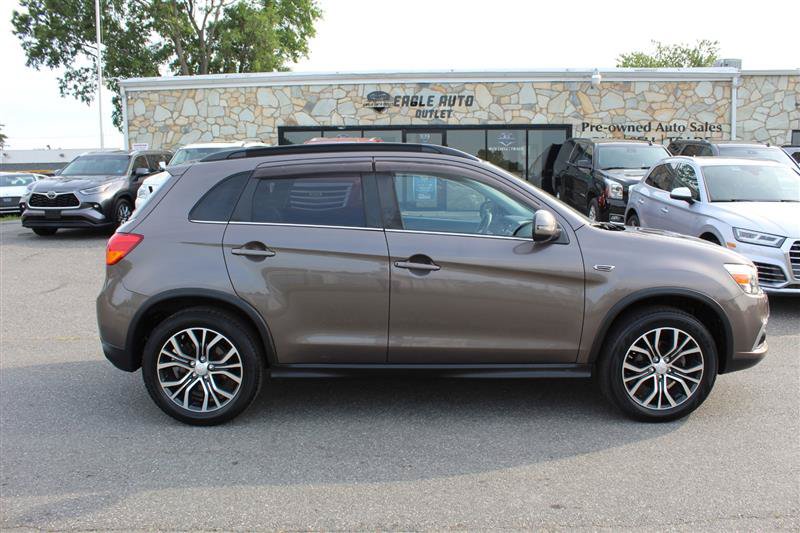 Used 2017 Mitsubishi Outlander Sport AWD image 8
