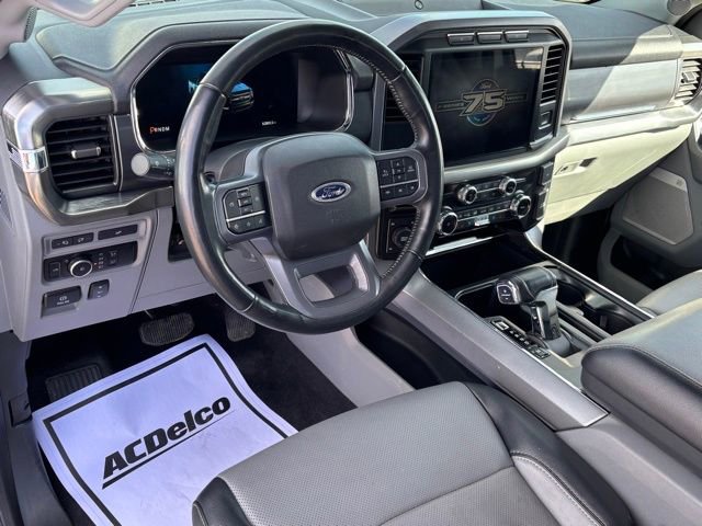 Used 2023 Ford F150 Lariat image 10