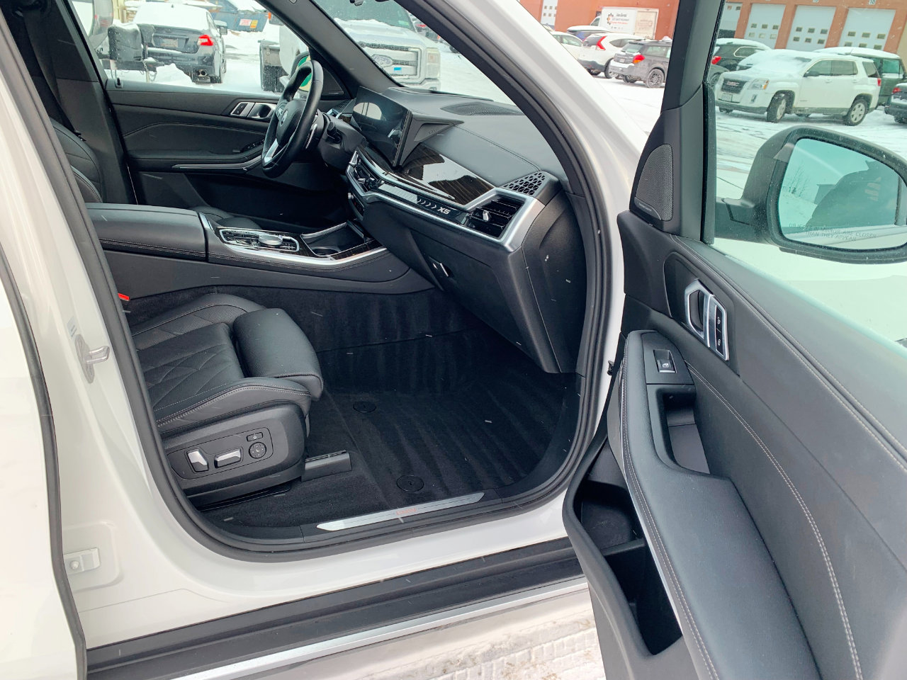 Used 2024 BMW X5 xDrive40i image 17