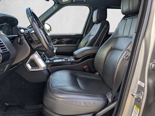 Used 2020 Land Rover Range Rover Long Wheelbase HSE image 18