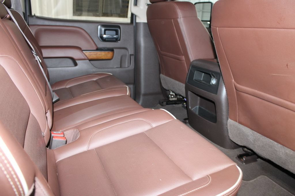 Used 2019 Chevrolet Silverado 2500 High Country w/ Duramax Plus Package AWD/4WD image 33