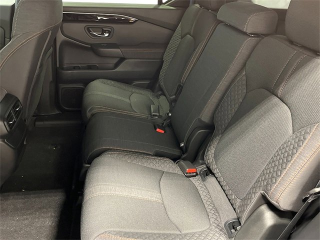 New 2025 Honda Pilot Sport image 24