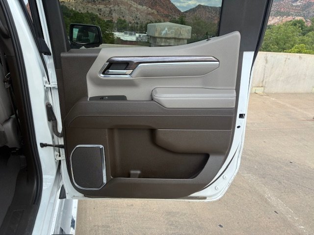 Used 2024 Chevrolet Silverado 1500 LTZ w/ LTZ Convenience Package II image 18