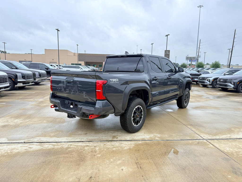 Used 2025 Toyota Tacoma TRD Off-Road AWD/4WD image 5