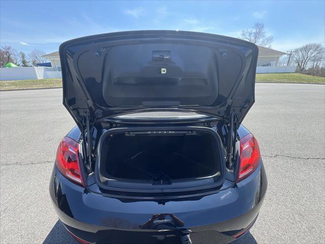 Used 2018 Volkswagen Beetle 2.0T S FWD image 23