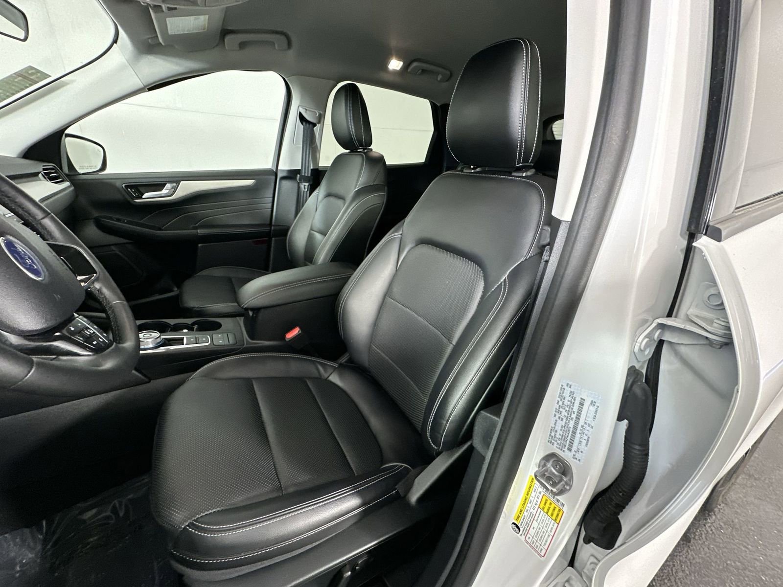 Used 2022 Ford Escape SEL image 15